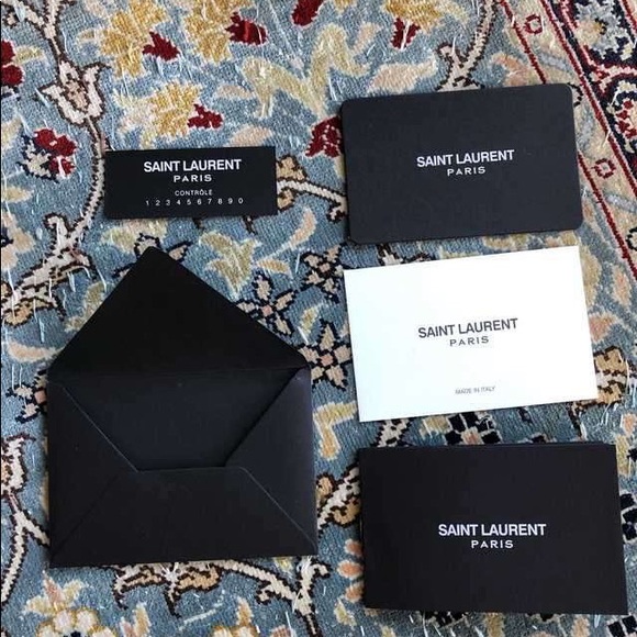 ❌SOLD❌Authentic ysl wallet - Picture 4 of 4